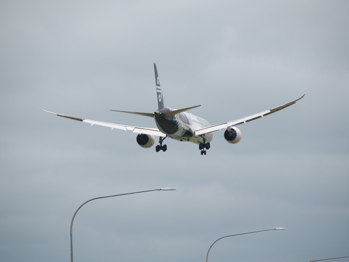 EL MORELOS NO SE QUIERE IR POR MÁS QUE AMLO LE&nbsp;INSISTA