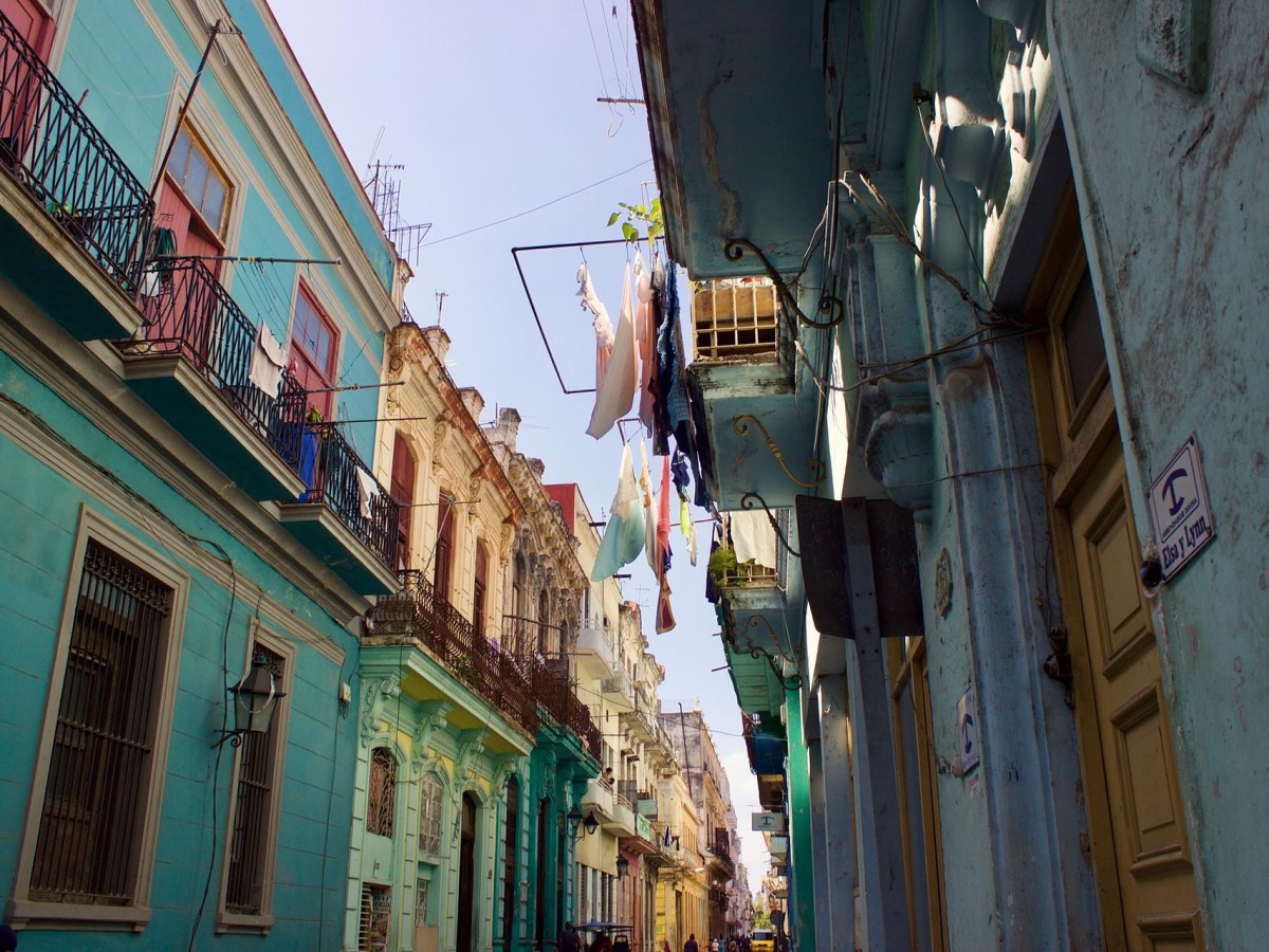 EL MAYOR ENEMIGO DE LOS CUBANOS ES SU PROPIO&nbsp;GOBIERNO