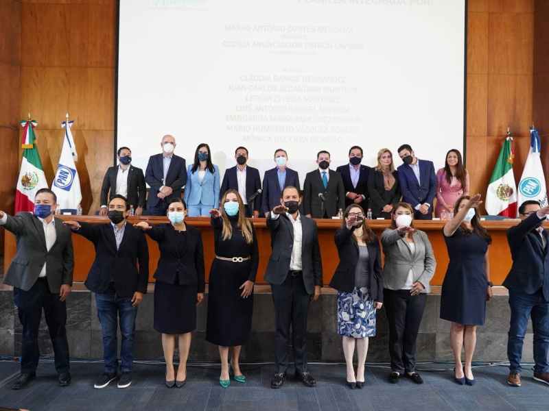 RENOVACIÓN PINTADA DE AZUL&nbsp;DESTEÑIDO