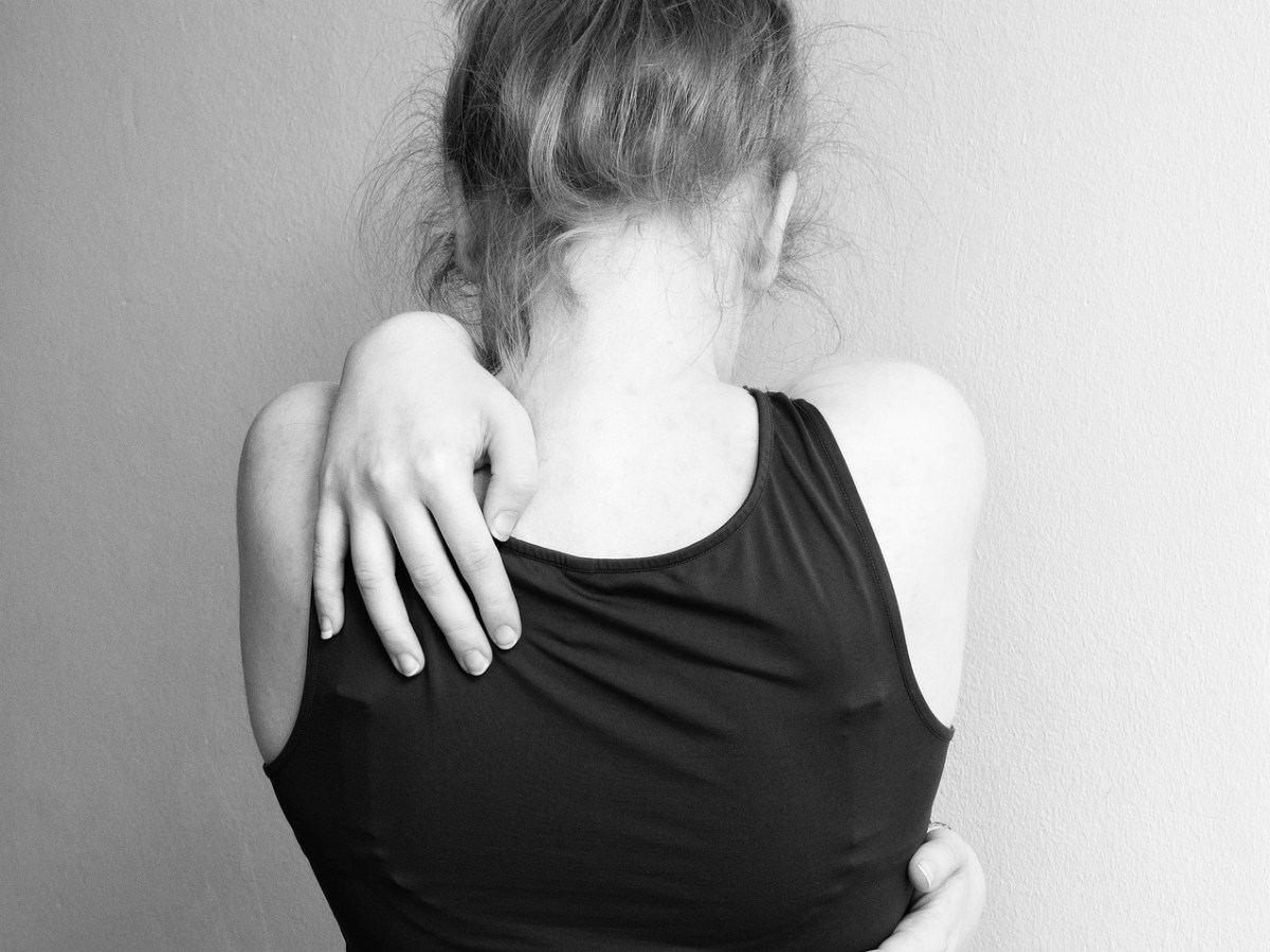 HOY UN SIGNO DE ABRAZO&nbsp;BASTA