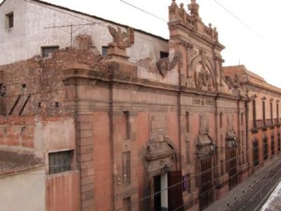 POR LA RECUPERACIÓN DEL TEATRO&nbsp;ALARCÓN