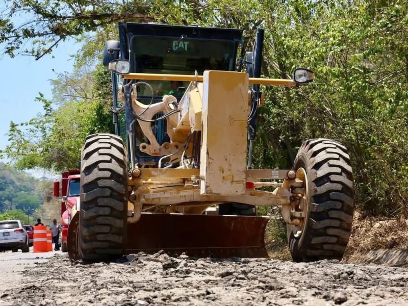 MODERNIZAR LA CARRETERA TAMPATE-TAMÁPATZ PARA FORTALECER EL TURISMO ANUNCIA&nbsp;GALLARDO