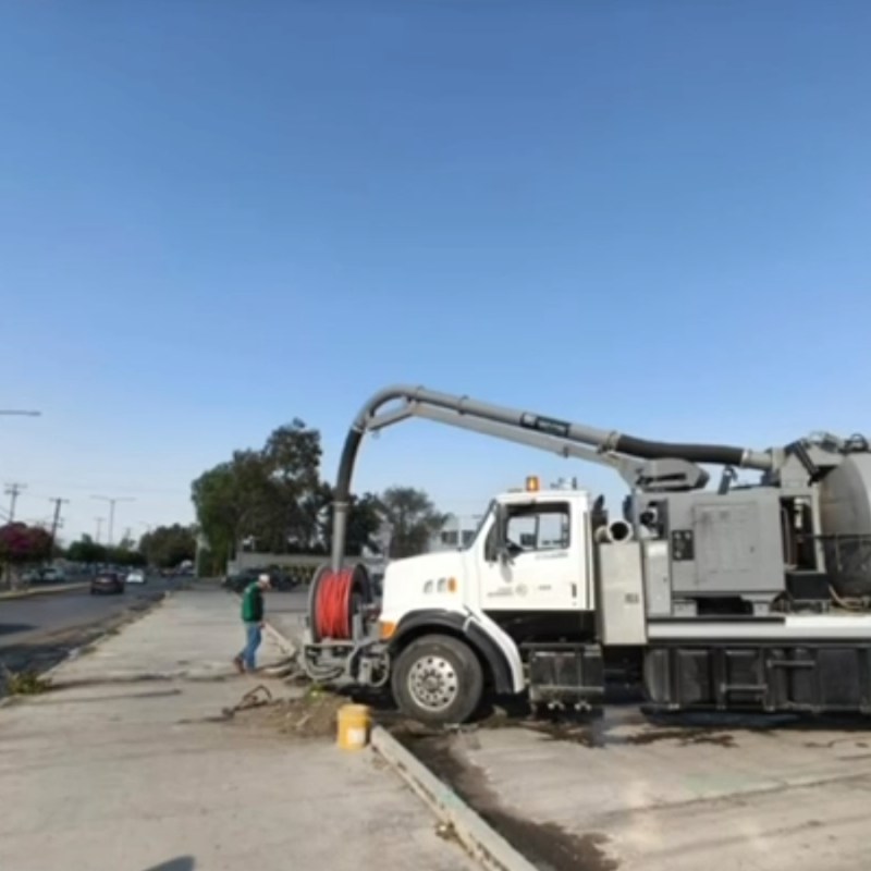 ATIENDE CEA PROBLEMA DE CONTAMINACIÓN EN MERCADO «SAN LUIS&nbsp;400»