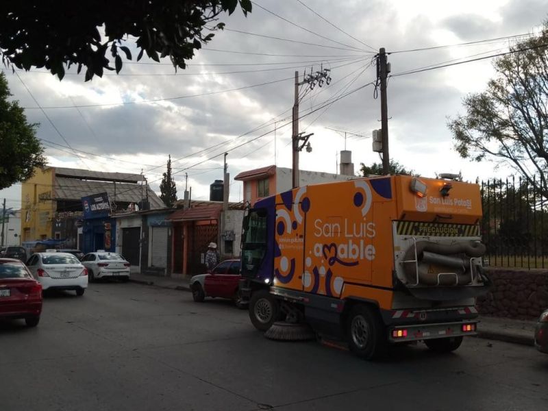 LIMPIEZA MECÁNICA RECORRE IMPORTANTES VIALIDADES DE LA&nbsp;CIUDAD