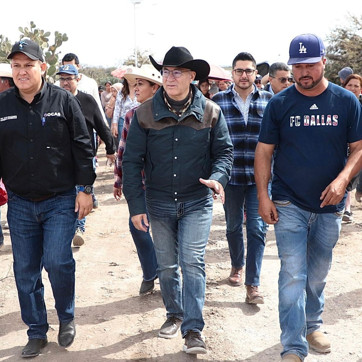 SUPERVISA ALCALDE DE LA CAPITAL REHABILITACIÓN DEL CAMINO QUE UNE A EL BLANCO Y LA MANTA&nbsp; COMUNIDADES DE&nbsp;BOCAS