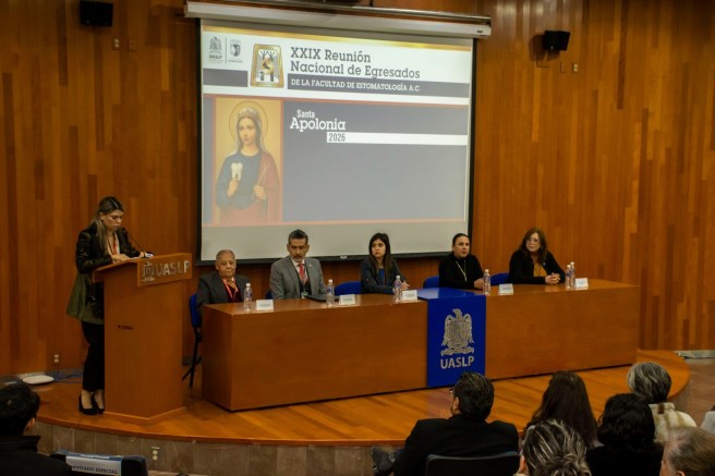 REUNIÓN DE EGRESADOS DE ESTOMATOLOGÍA DE LA UASLP FORTALECE LA VINCULACIÓN Y ACTIALIZACIÓN&nbsp;PROFESIONAL