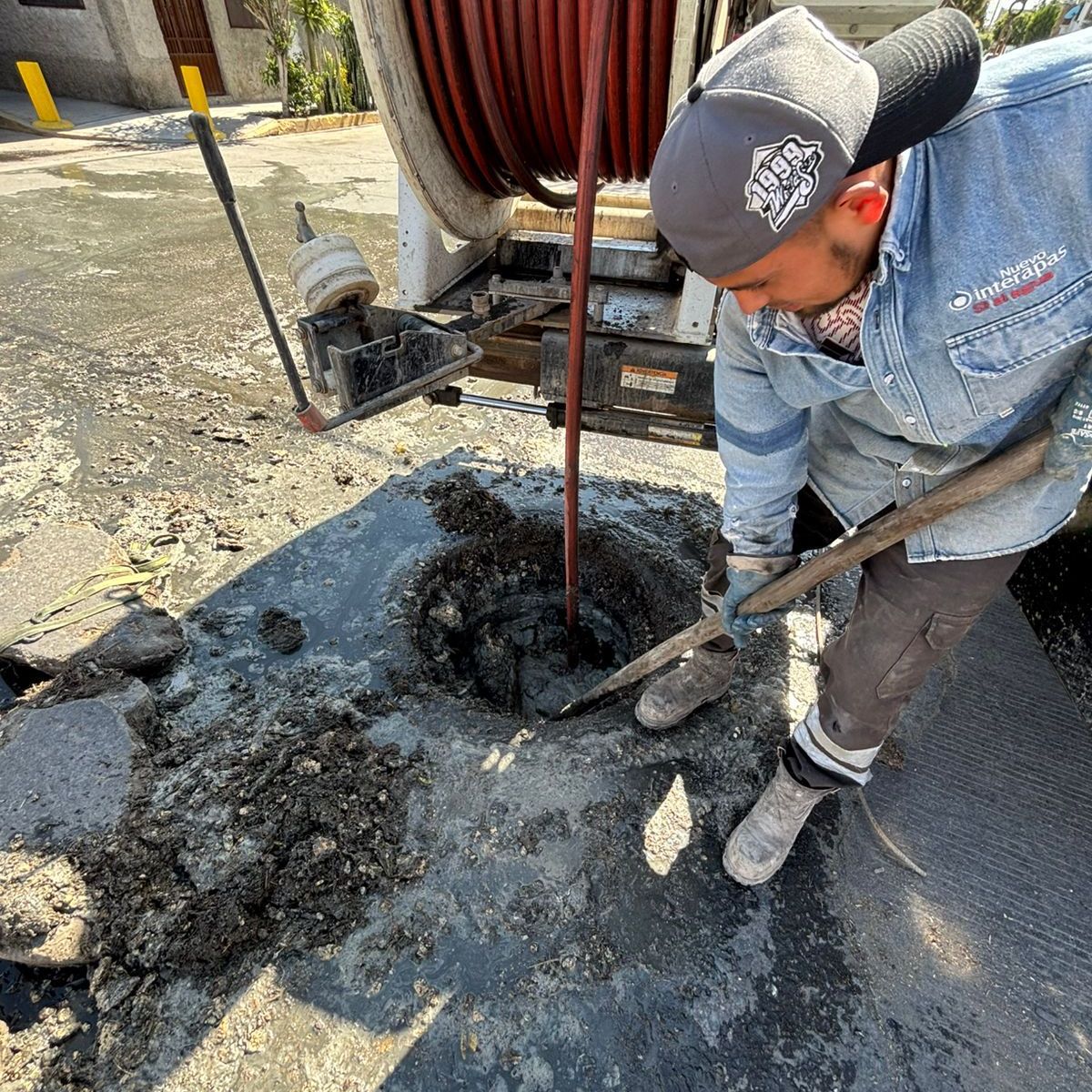 UN TOTAL DE 93 DESAZOLVES A LA RED SANITARIA REALIZÓ ESTA SEMANA&nbsp;INTERAPAS