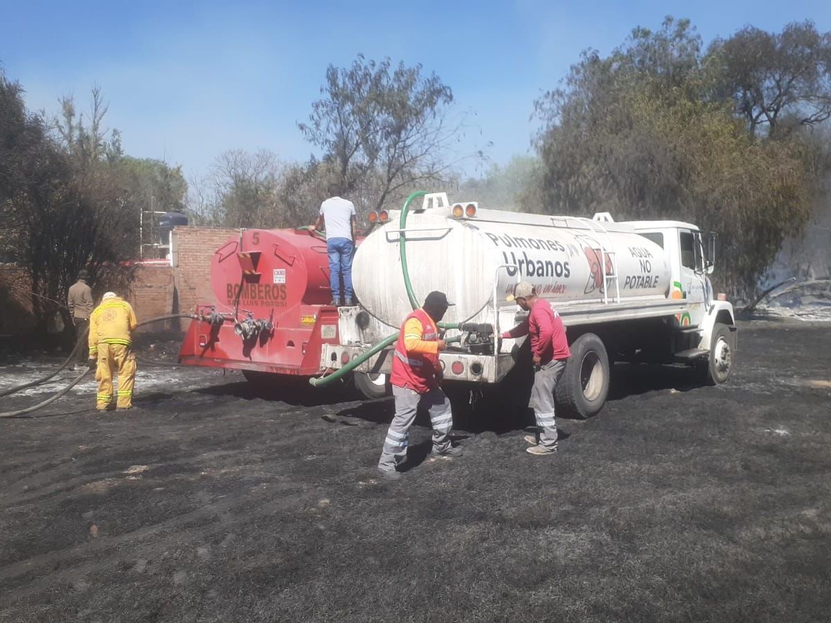 ATIENDE MUNICIPIO INCENDIO EN GENERAL I.&nbsp;MARTÍNEZ