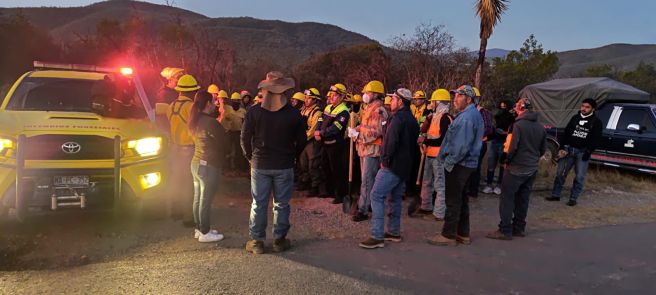 CUADRILLAS CONFORMADAS POR DIVERSAS INSTITUCIONES ATACAN&nbsp;INCENDIOS