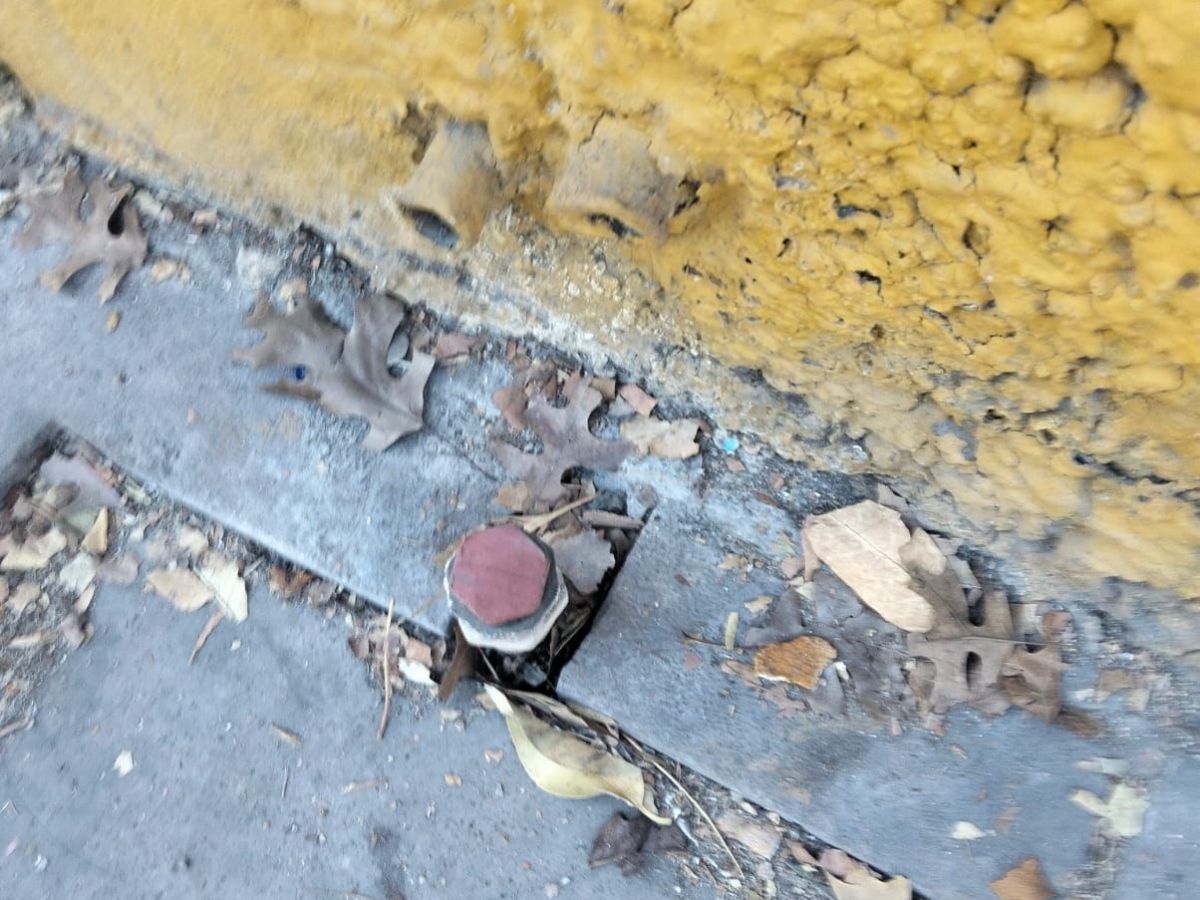 ATENDIÓ INTERAPAS FUGA EN VIVIENDA SOBRE&nbsp;CARRANZA