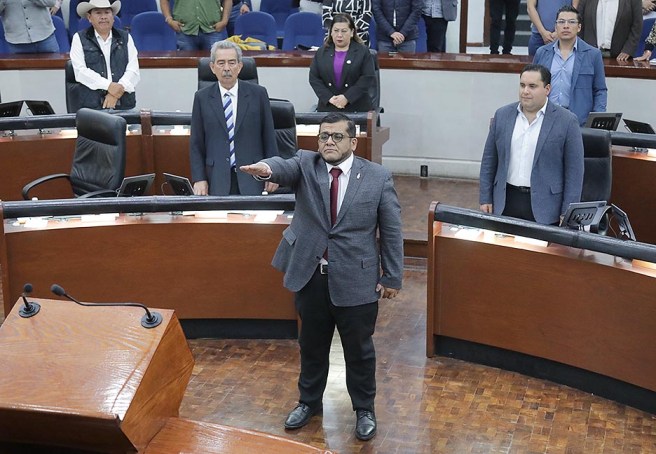 GARCÍA CASTILLO QUEDA AL FRENTE DE LA JUCOPO; ARREOLA MALLOL AFIRMÓ QUE NO SE CONSULTO CON&nbsp;MORENISTAS