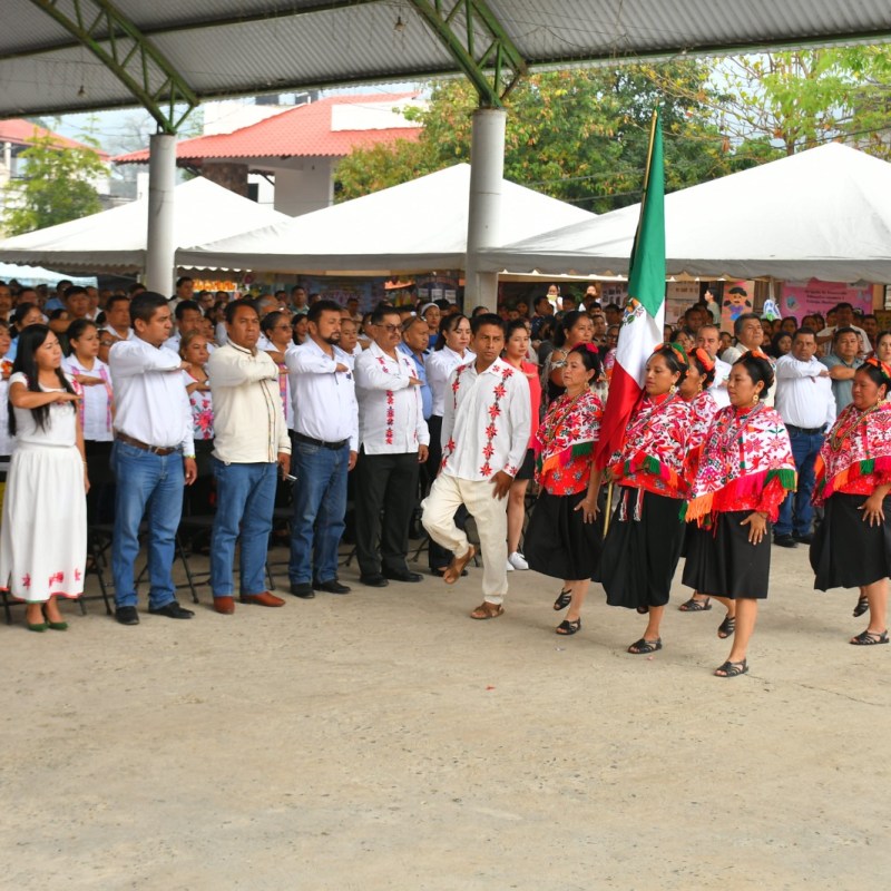SE CONMEMORÓ EN HUEHUETLÁN LVII ANIVERSARIO Y EL XXII FESTEJO DE LA EDUCACIÓN&nbsp;INDÍGENA