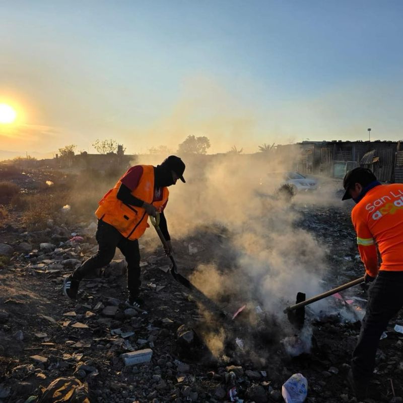 DENUNCIAS CIUDADANAS&nbsp; LOGRAN QUE PERSONAL DEL AYUNTAMIENTO CAPITALINO ATIENDA QUEMA DE BASURA EN LOS&nbsp;VERGELES