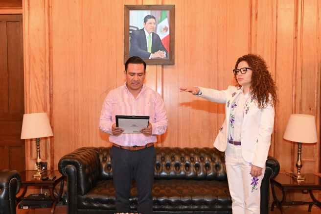 ISIS LIBERTAD LARA FELIPE PROTESTA COMO COORDINADORA DE ATENCIÓN A PERSONAS CON&nbsp;DISCAPACIDAD