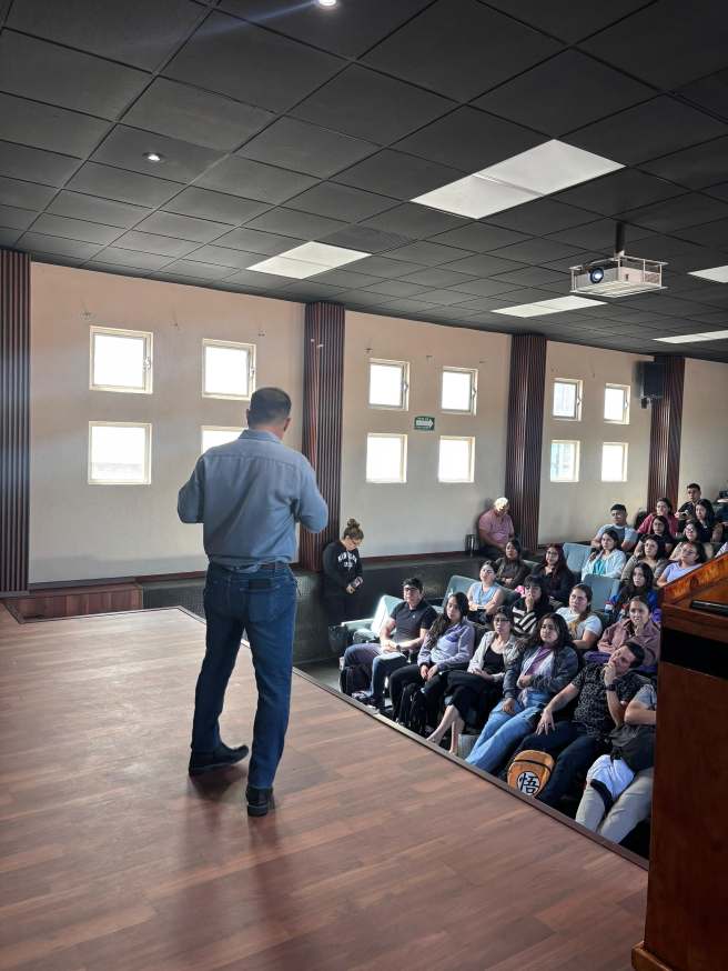CONFERENCIAS PARA FOMENTAR EL BIENESTAR EMOCIONAL, LIDERAZGO Y RESILIENCIA ENTRE JÓVENES MUJERES IMPULSA&nbsp;INPOJUVE