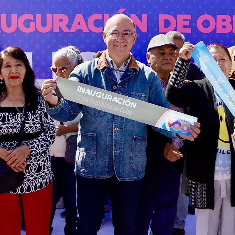 ENTREGA GALINDO NUEVA OBRA VIAL, LA NÚMERO 107, EN LA CALLE REPÚBLICA DE&nbsp;CUBA