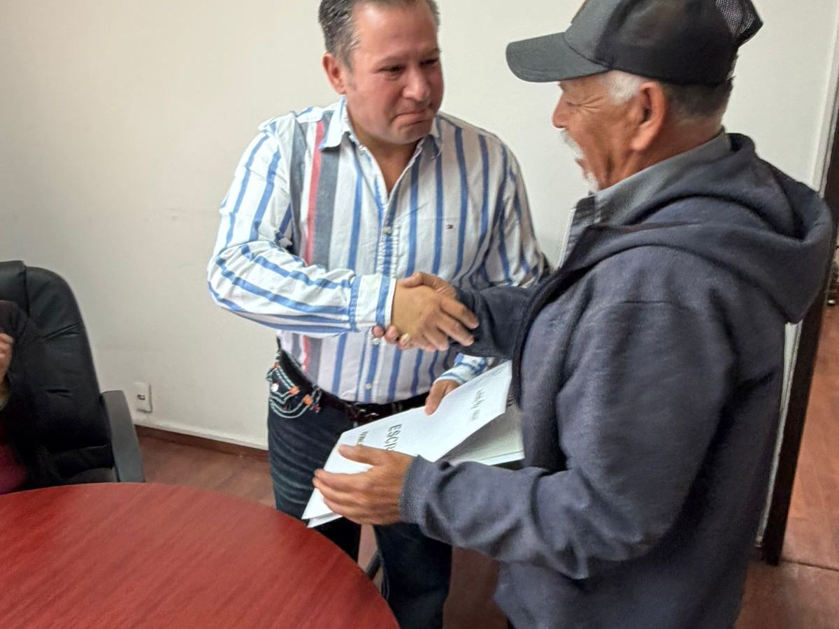 AVANZA LA ENTREGA DE ESCRITURAS QUE REALIZA INREVIS EN LA CAPITAL Y REGULARIZACIÓN DE COLONIAS EN EL&nbsp;NARANJO