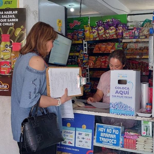 COLOCAN CONTENEDORES ESPECIALES PARA EL DESECHO DE PILAS DENTRO DE LA CAMPAÑA PARA SU&nbsp;DESECHO