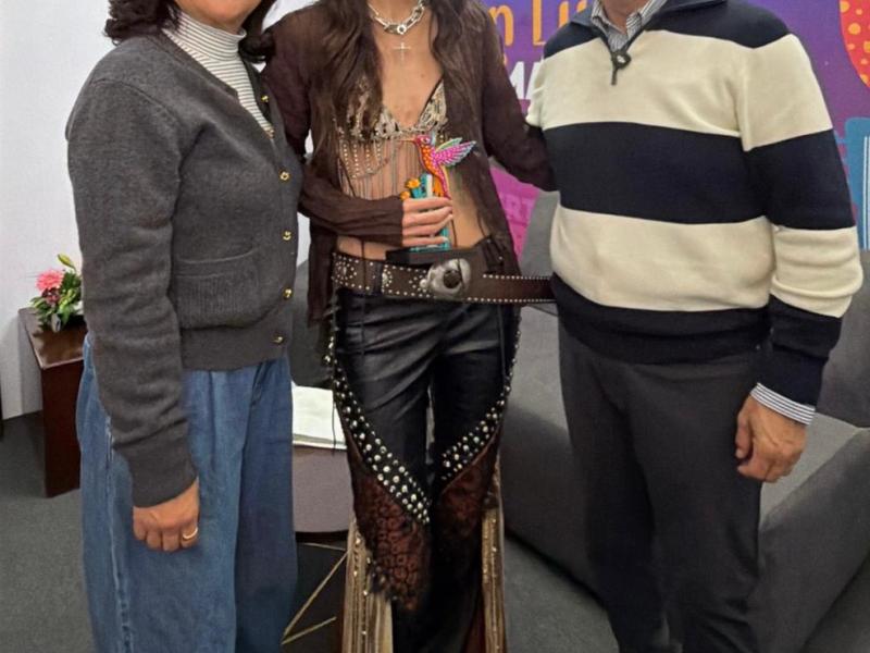 DANIELA SPALLA CONQUISTÓ ALNPÚBLICO DE ARANZAZÚ CON SU POP ÍNTIMO Y&nbsp;ELEGANTE