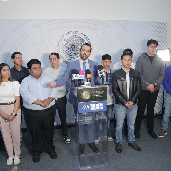 PRESENTAN INICIATIVAS PARA FORTALACER LA PARTICIPACIÓN JUVENIL EN PROCESOS ELECTORALES DE SAN LUIS&nbsp;POTOSÍ