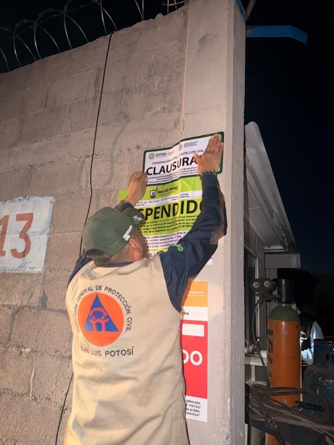 QUEDÓ EXTINGUIDO EL INCENDIO COLONIA INDUSTRIAL. SE CLAUSURA LA&nbsp;EMPRESA