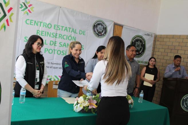 TERMINAN CAPACITACIÓN A PERSONAL DEL CERS EN SALUD Y&nbsp;FINANZAS