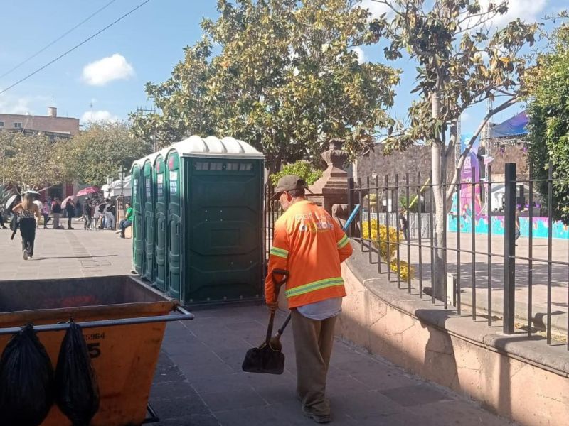 MÁS DE 250 TRABAJADORES PARTICIPARON EN EL OPERATIVO ESPECIAL DE LIMPIEZA DURANTE EL FESTIVAL SAN LUIS EN&nbsp;PRIMAVERA