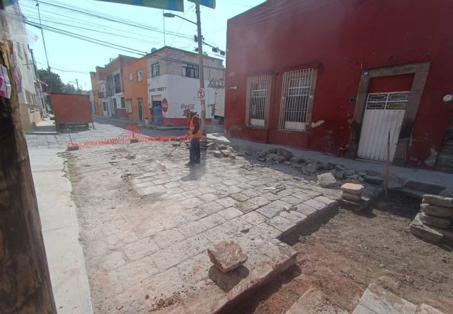 POR TERMINAR LA OBRA DE DRENAJE EN&nbsp; LA CALLE DE OTAHEGUI ENNEL BARRIO DEL&nbsp;MONTECILLO