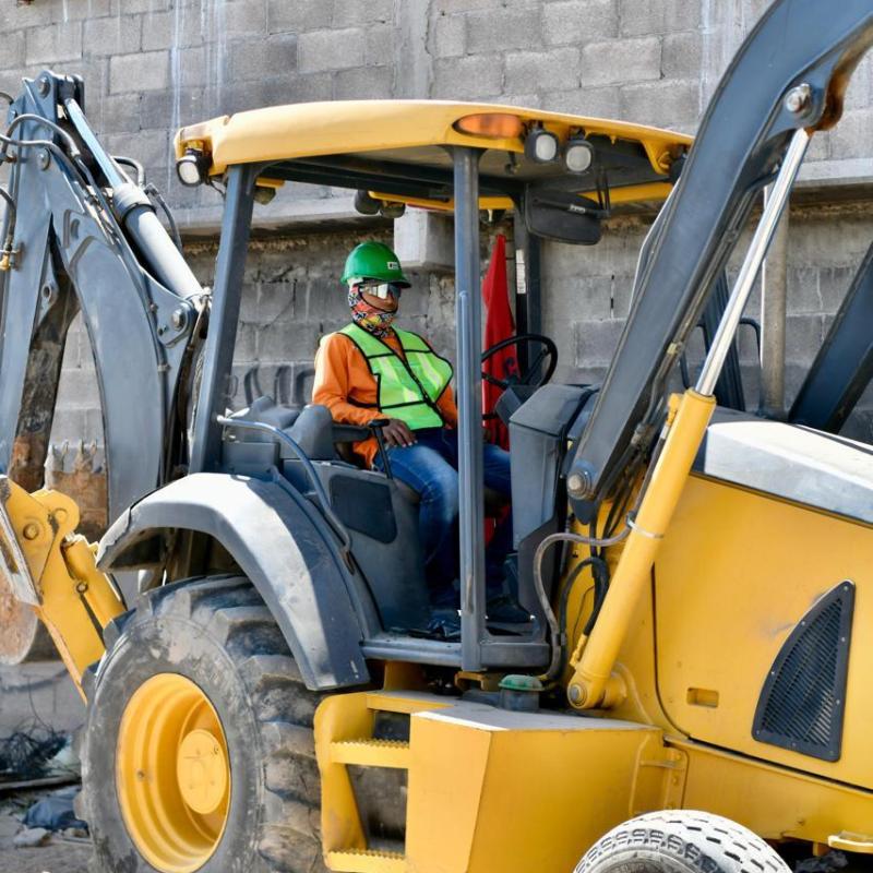 ARRANCA PAVIMENTACIÓN TOTAL DE CALLES EN COLONIA LOS&nbsp;LIMONES