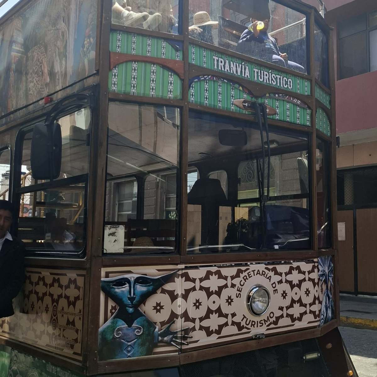 INDEPI Y SECTUR SE COORDINAN PARA QUE LA NIÑEZ DE PUEBLOS ORIGINARIOS RECORRAN EL CENTRO&nbsp;HISTÓRICO