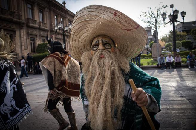 LOS DIABLOS DE LA HUASTECA Y ZONA MEDIA, LLENAN DE VIDA EL CENTRO&nbsp;HISTÓRICO.