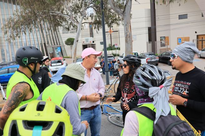 SECRETARIO DEL BIENESTAR DEL AYUNTAMIENTO DIALOGÓ CON MANIFESTANTES DE SALVADOR&nbsp;NAVA