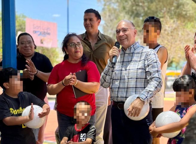 GALINDO CONTINÚA REHABILITANDO ESPACIOS Y CANCHAS DEPORTIVAS PARA LA JUVENTUD&nbsp;POTOSINA
