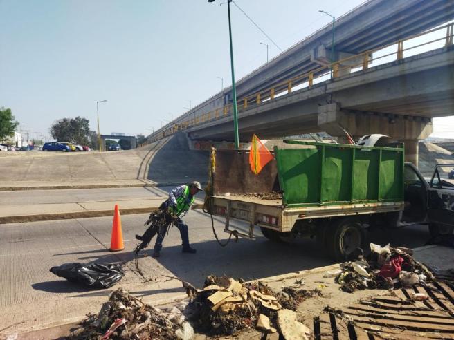 REALIZAN TRABAJOS DE MANTENIMIENTO Y LIMPIEZA EN RÍO&nbsp;SANTIAGO
