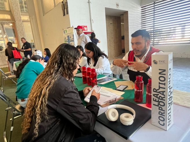 STPS REALIZÓ FERIA DEL EMPLEO EN PARQUE&nbsp;MILLENNIUM