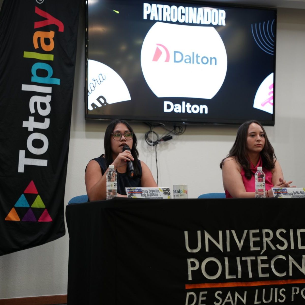 UNIVERSIDAD POLITÉCNICA IMPULSA FORO DE MERCADOTECNIA&nbsp;INTERNACIONAL