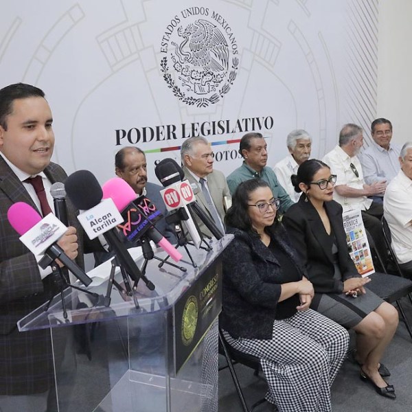 PROPONE DIP. LUIS EMILIO ROSAS MONTIEL, INSTITUIR EL 14 DE OCTUBRE COMO “DÍA DEL CRONISTA&nbsp;POTOSINO”