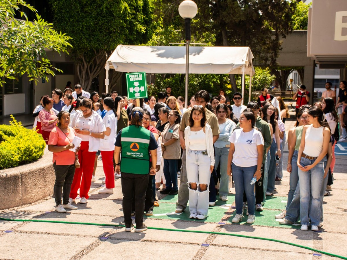 MÁS DE 3 MIL UNIVERSITARIOS DE LA UASLP EN EL SIMULACRO NACIONAL&nbsp;2026