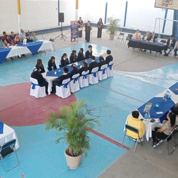 REALIZA CAFÉ LITERARIO ALUMNADO DE LA PREPARTORIA MUNICIPAL DEL GOBIERNO DE LA&nbsp;CAPITAL