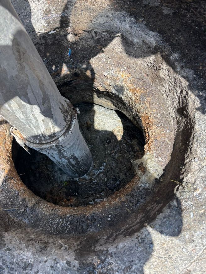 INTERAPAS RETIRA 120 KILOS DE BASURA Y GRASA EN EL CENTRO&nbsp;HISTÓRICO