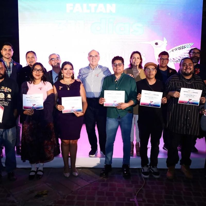 ALCALDE GALINDO ENTREGA ESTÍMULO Y RECONOCIMIENTO A LA COMUNIDAD ARTÍSTICA&nbsp;POTOSINA
