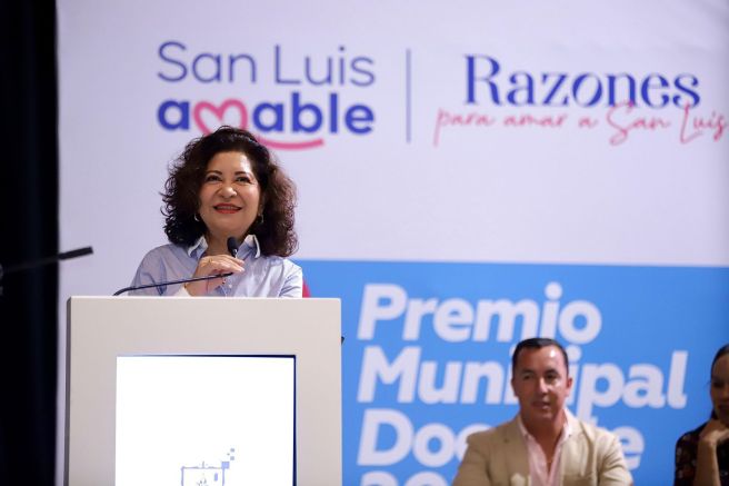 RECONOCE DIF CAPITALINO LA VOCACIÓN Y COMPROMISO DE LAS&nbsp;MAESTRAS
