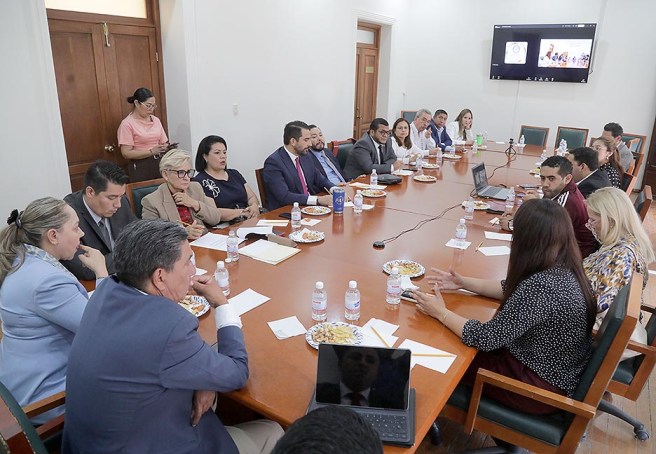 GRUPOS Y REPRESENTACIONES PARLAMENTARIASLOGRAN&nbsp; ACUERDO PARA ELABORAR REFORMA POLÍTICO&nbsp;ELECTORAL