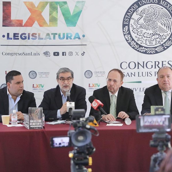 PRESENTAN EL LIBRO “BALAS CON REMITENTE” DEL ESCRITOR FERNANDO COCA MENESES EN EL RECINTO&nbsp;LEGISLATIVO