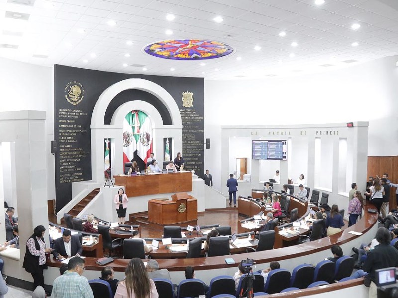 APRUEBA CONGRESO EL DERECHO A RECIBIR ALIMENTOS DESDE EL NACIMIENTO HASTA EL TÉRMINO DE LA MINORÍA DE EDAD, SEAN IMPRESCRIPTIBLES