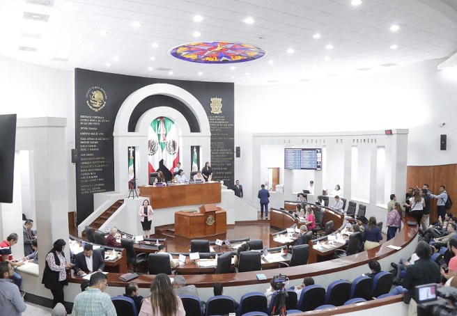APRUEBA CONGRESO EL DERECHO A RECIBIR ALIMENTOS DESDE EL NACIMIENTO HASTA EL TÉRMINO DE LA MINORÍA DE EDAD, SEAN IMPRESCRIPTIBLES