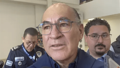 QUE SE APLIQUEN EXAMENES DE CONTROL DE CONFIANZA PERO EN » CANCHA&nbsp;NEUTRAL»