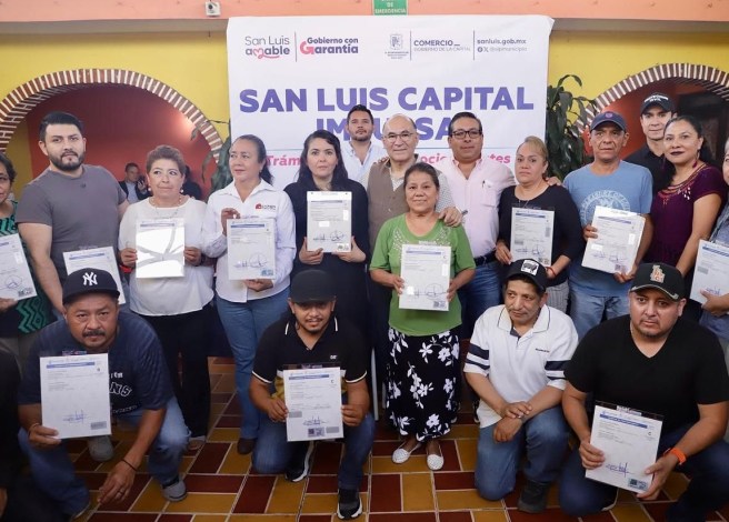 ENTREGAN LICENCIAS DE FUNCIONAMIENTO A 15 NEGOCIOS UBICADOS EN LAS&nbsp; GORDITAS DE&nbsp;MORALES