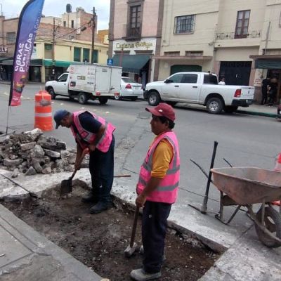 CONTINÚAN TRABAJOS EN EL CENTRO HISTÓRICO DE LA CAPITAL AHORA EN DAMIÁN&nbsp;CARMONA