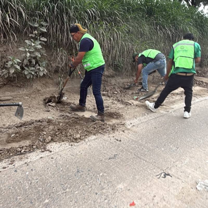 LIMPIAN BULEVAR RÍO ESPAÑITA TRAS&nbsp;LLUVIAS